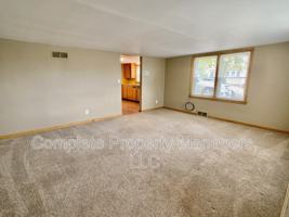 featured image of 221 E Main St