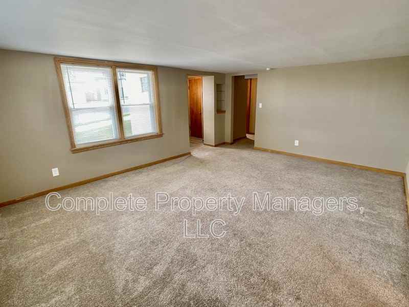 221 E Main St - Photo 2 of 11