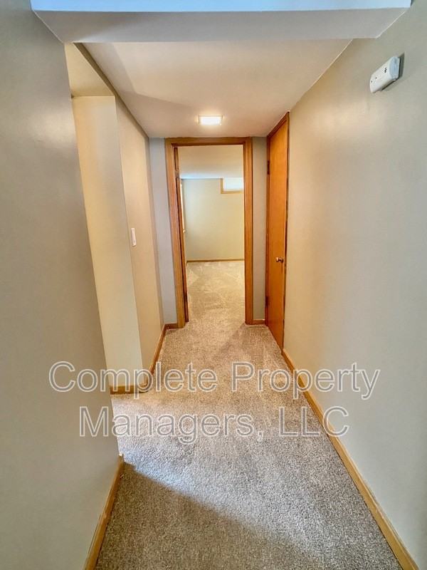 221 E Main St - Photo 4 of 11