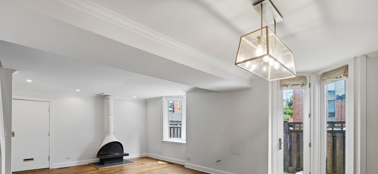 2059 N Larrabee St - Photo 7 of 16
