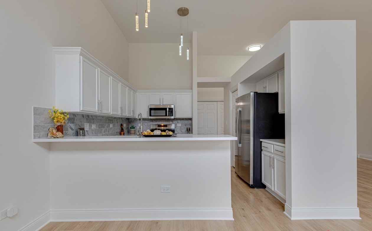 386 Gladstone Ln - Photo 6 of 22