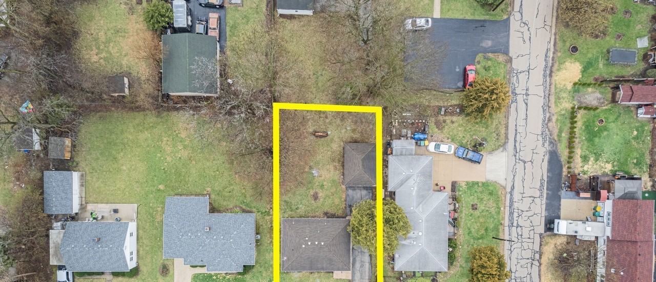 15324 S Corbin St - Photo 2 of 24