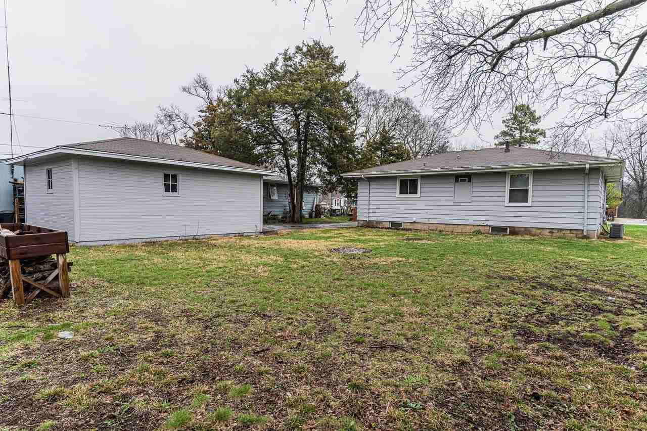 15324 S Corbin St - Photo 4 of 24