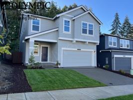 featured image of 2213 Boxcar St Ne