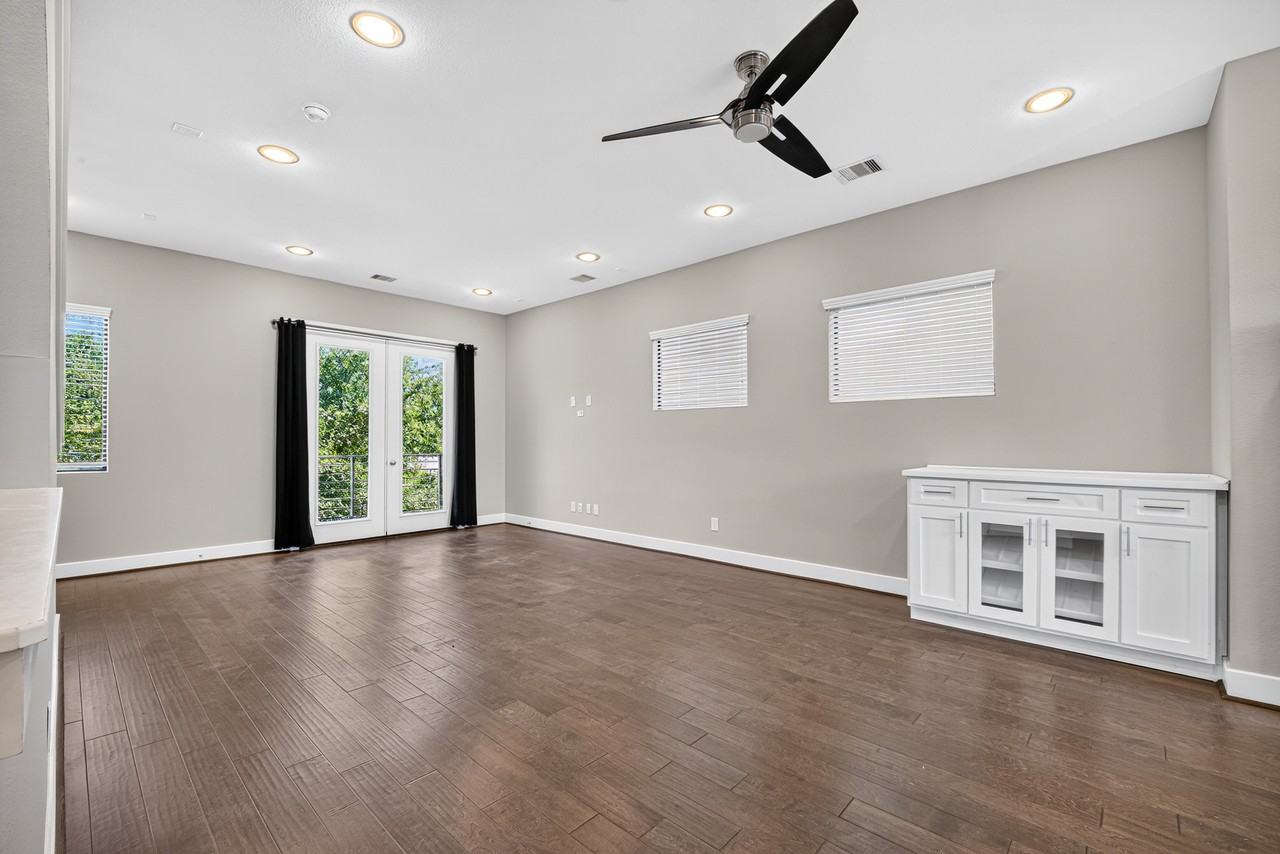 312 Palmer St - Photo 6 of 43