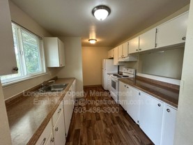 11359 Sw Greenburg Rd #D - Photo 1 of 1