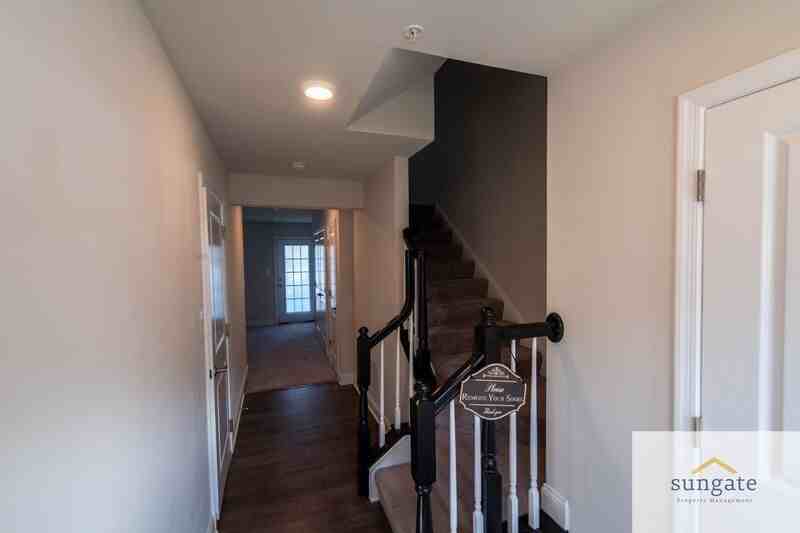 1408 Onnesta Ct - Photo 4 of 43