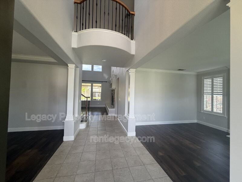 8843 Latigo Ct - Photo 2 of 39
