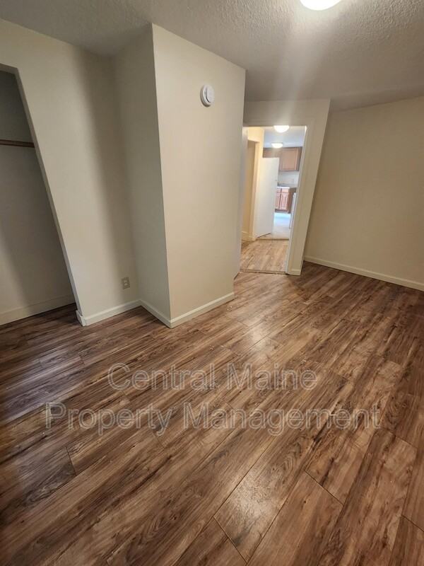 34 Washington Ave - Photo 4 of 9