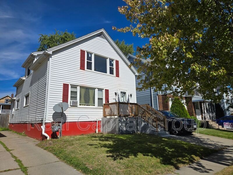 180 Euclid Ave #2 - Photo 2 of 9