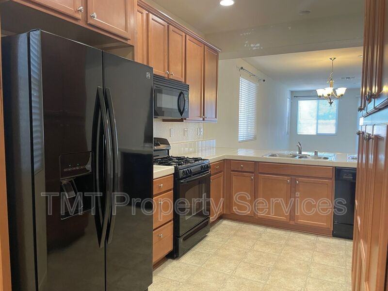 10408 Siltstone Way - Photo 7 of 35