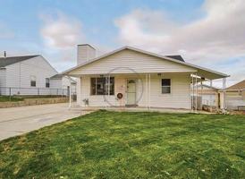 featured image of 144 S 3rd St