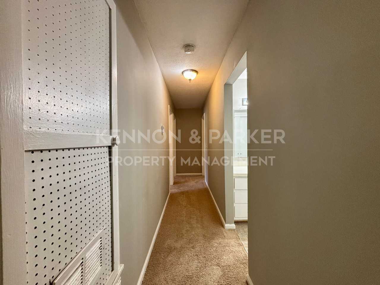 3676 Weems Rd - Photo 6 of 15