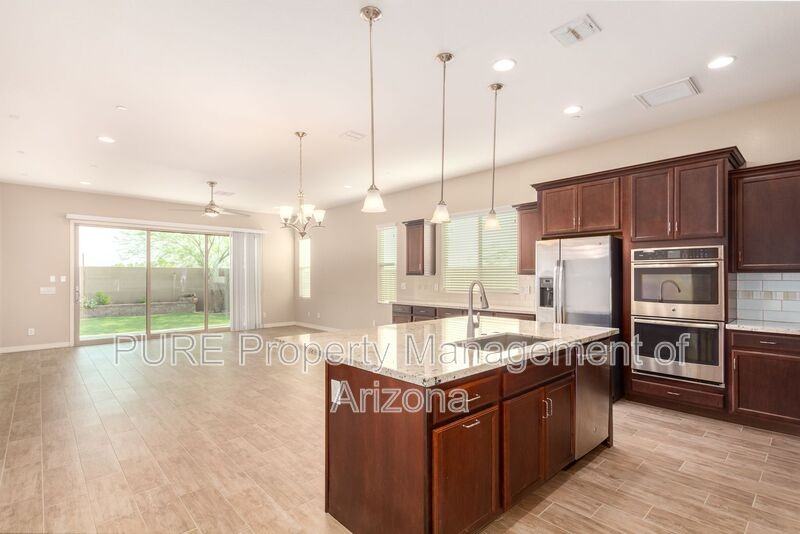 12445 E Becker Ln - Photo 2 of 35