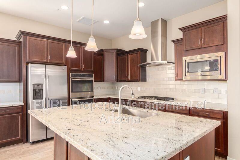 12445 E Becker Ln - Photo 7 of 35