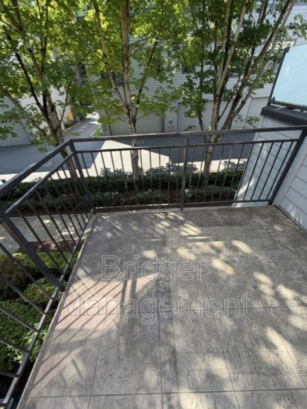1420 Nw 20th Ave - Photo 7 of 16