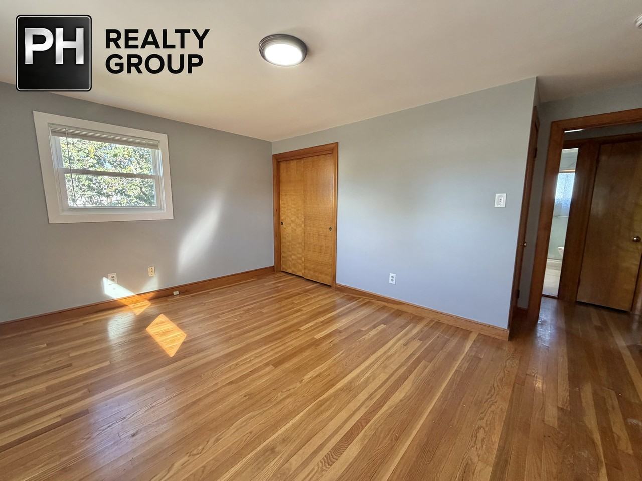 108 Brookline St - Photo 3 of 8