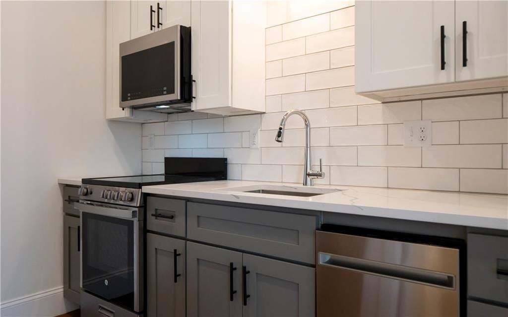 15 Cranston Ave ##27 - Photo 6 of 28