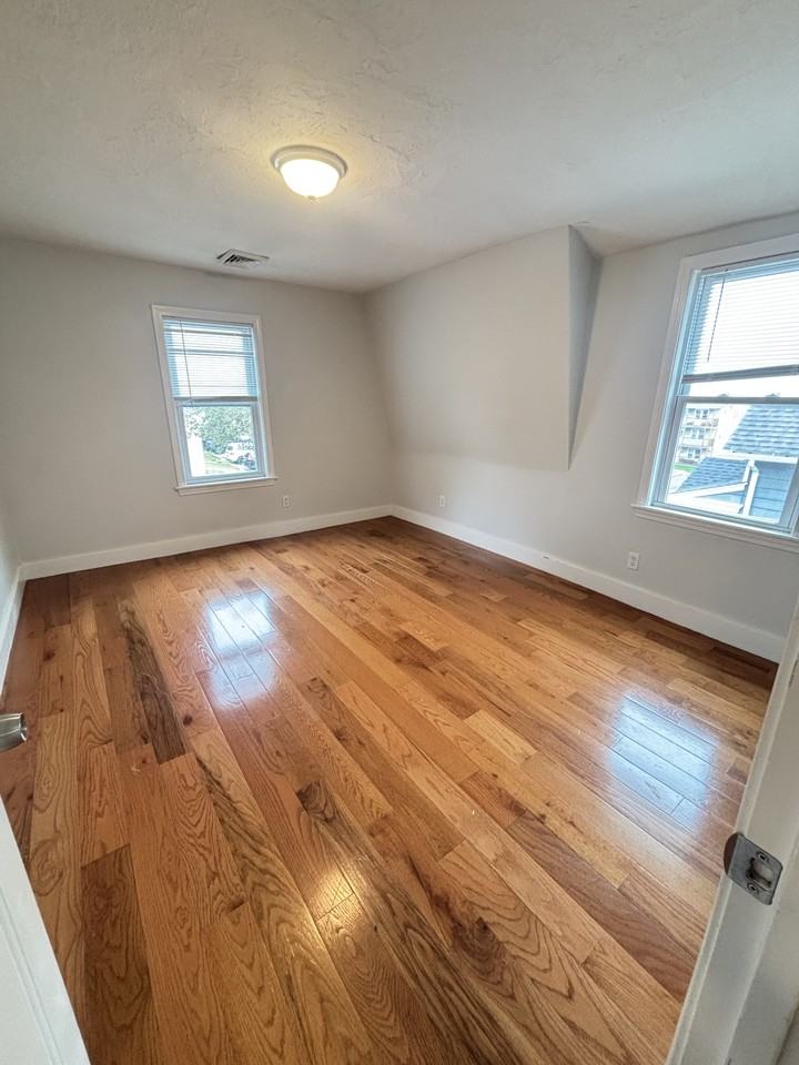 Fairmont Ave #2 - Photo 2 of 8