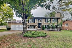featured image of 2582 Morgan Lake Dr Ne