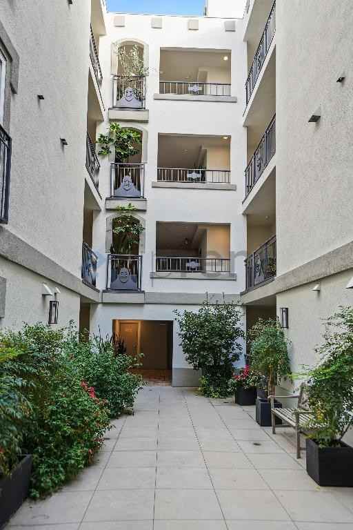 11908 Darlington Ave #304 - Photo 4 of 22