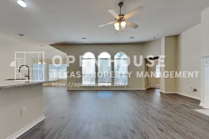 4408 Fox Meadows Ln - Photo 6 of 20