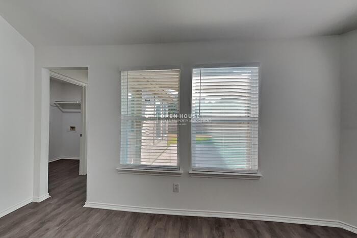 18414 Stark Point Ct - Photo 6 of 20