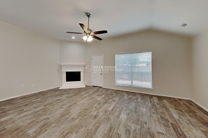 5825 Imes Ln - Photo 4 of 21