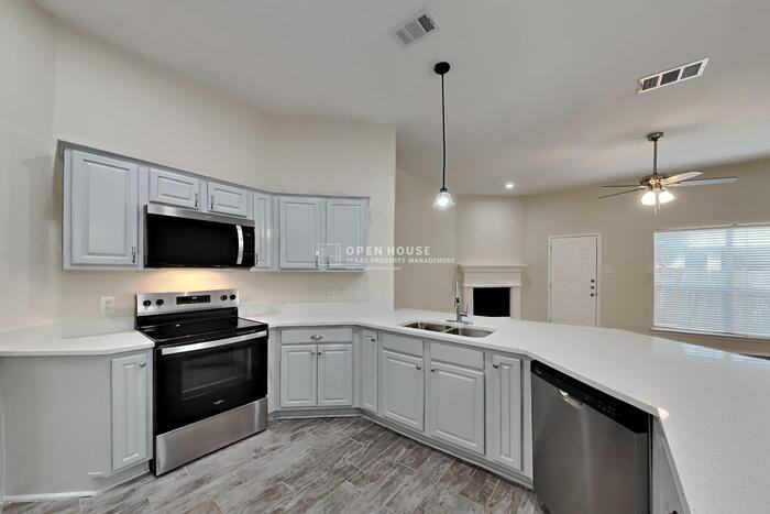 5825 Imes Ln - Photo 6 of 21