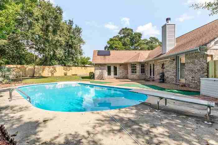 2520 Franciscan Dr - Photo 2 of 50