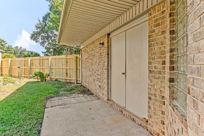2520 Franciscan Dr - Photo 7 of 50
