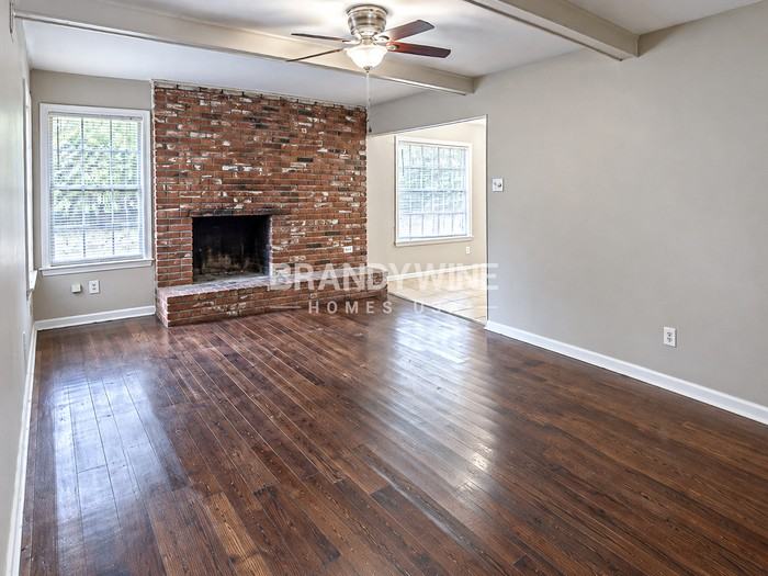 5139 Rolling Meadows Dr - Photo 4 of 19