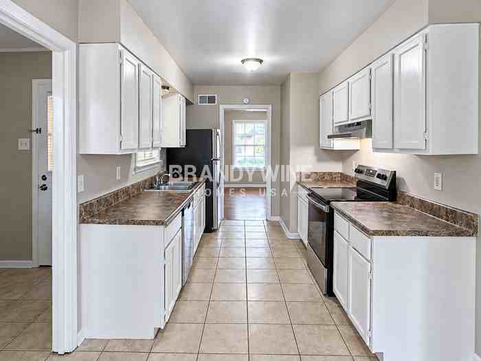 5139 Rolling Meadows Dr - Photo 5 of 19