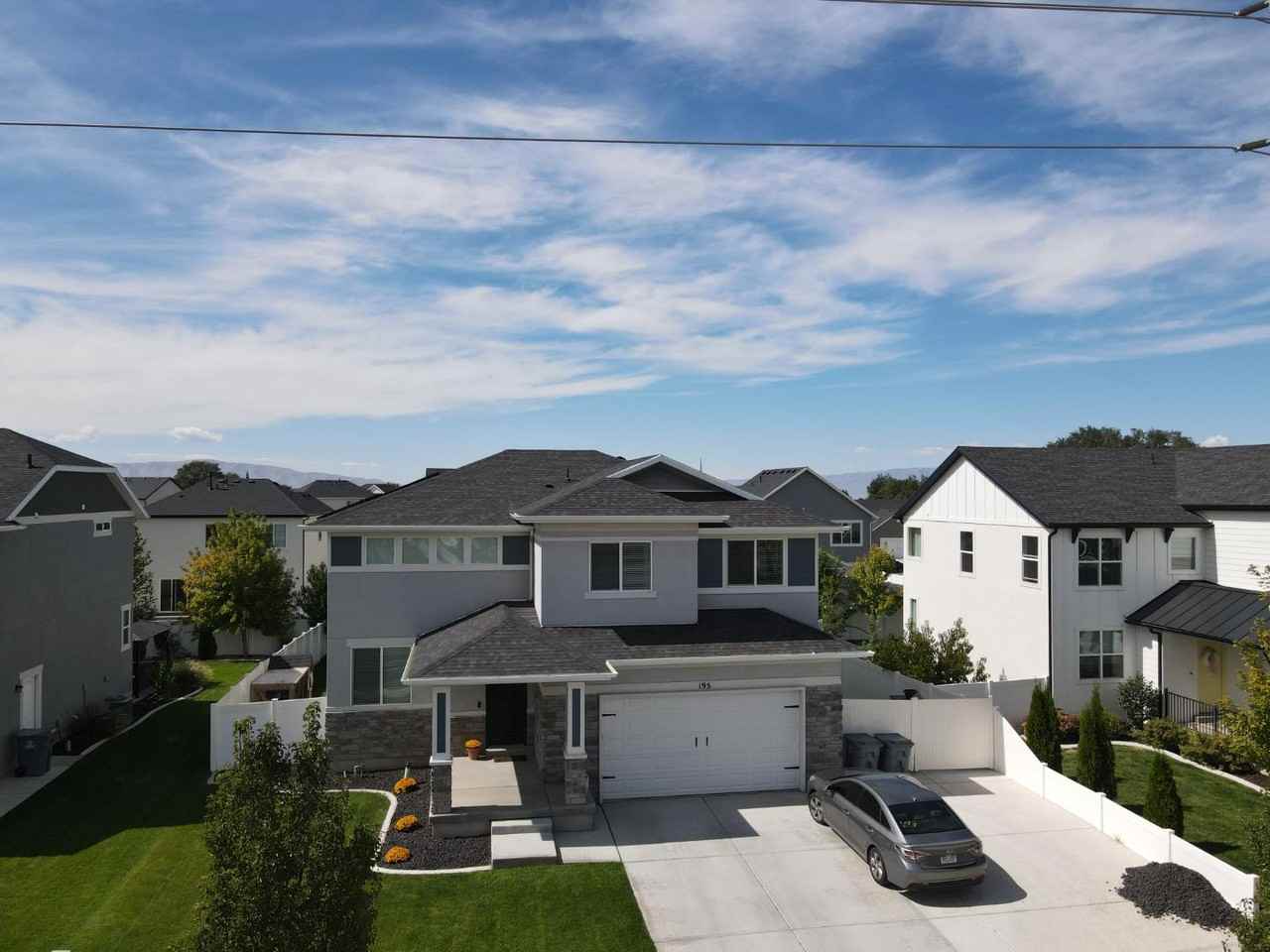 195 N Sunrise Ranch Dr - Photo 3 of 11