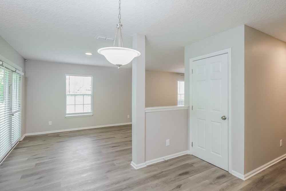 4065 Dalry Dr - Photo 6 of 17
