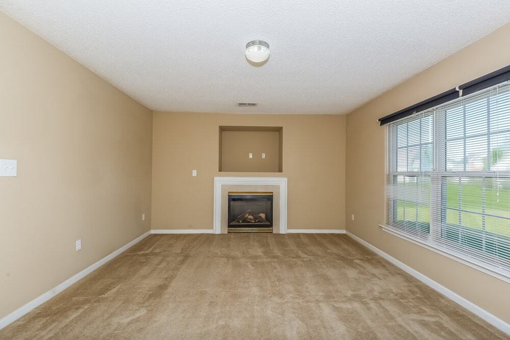 2703 Cloven Pl - Photo 3 of 14