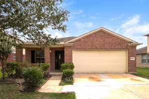 featured image of 19307 Arrow Grand Ct