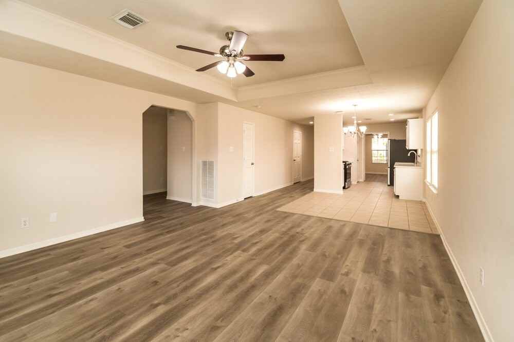 19307 Arrow Grand Ct - Photo 7 of 16