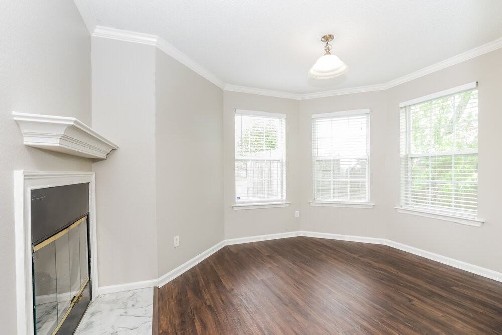2202 Joann Dr - Photo 5 of 17