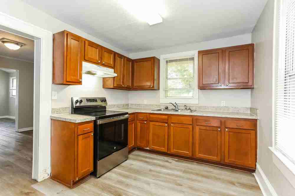 3558 Dellwood Ave - Photo 7 of 16