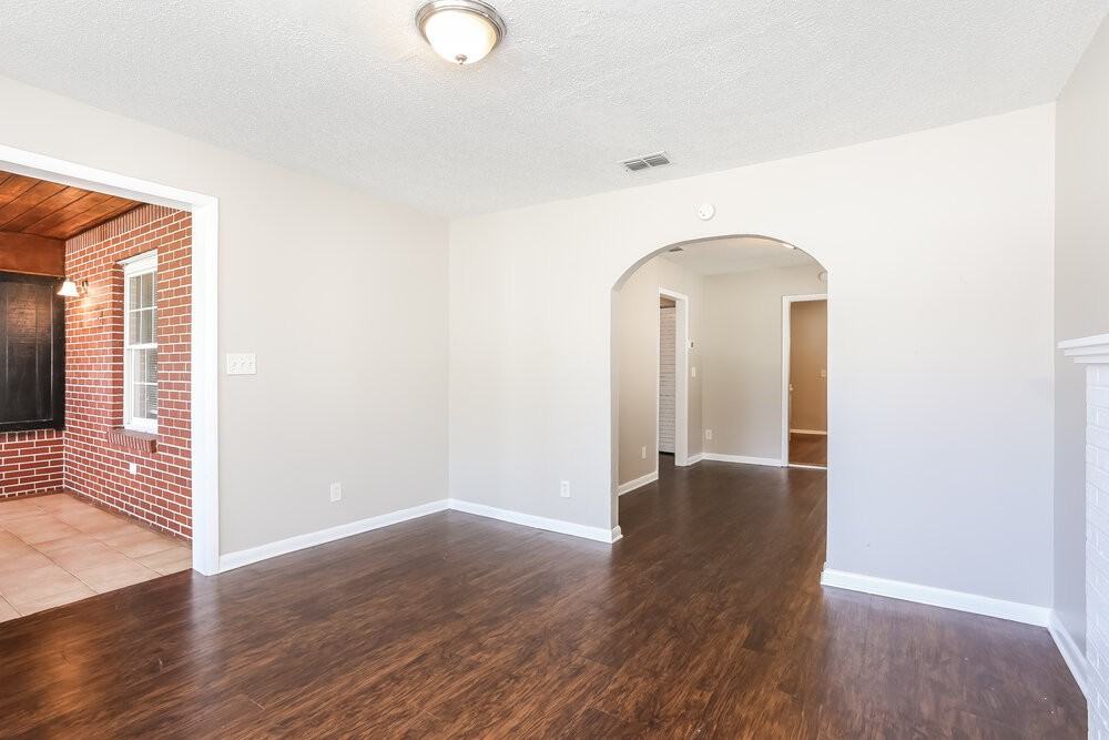 6552 Perry St - Photo 6 of 16