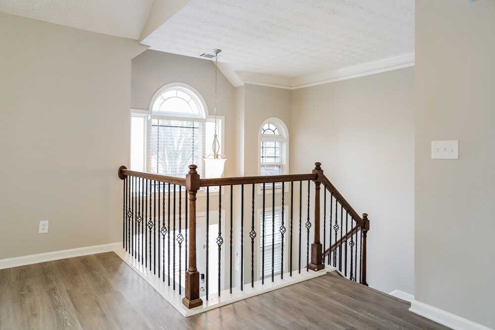 8156 Brookbend Dr - Photo 5 of 17