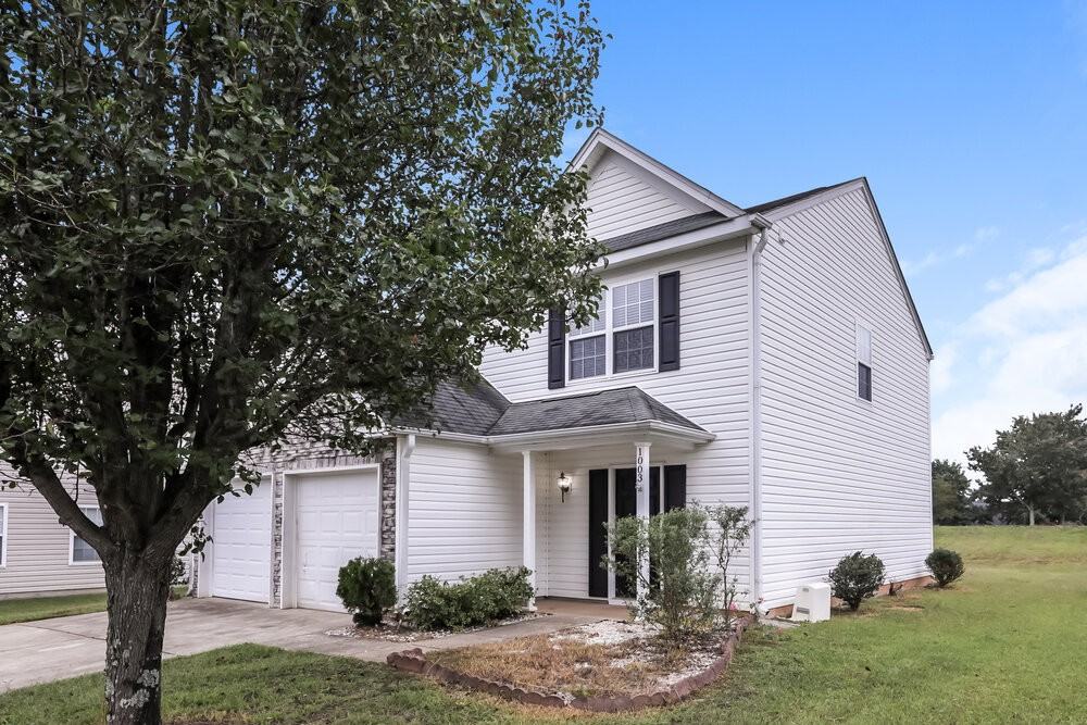 1003 Fort Clapsop Ct - Photo 4 of 17