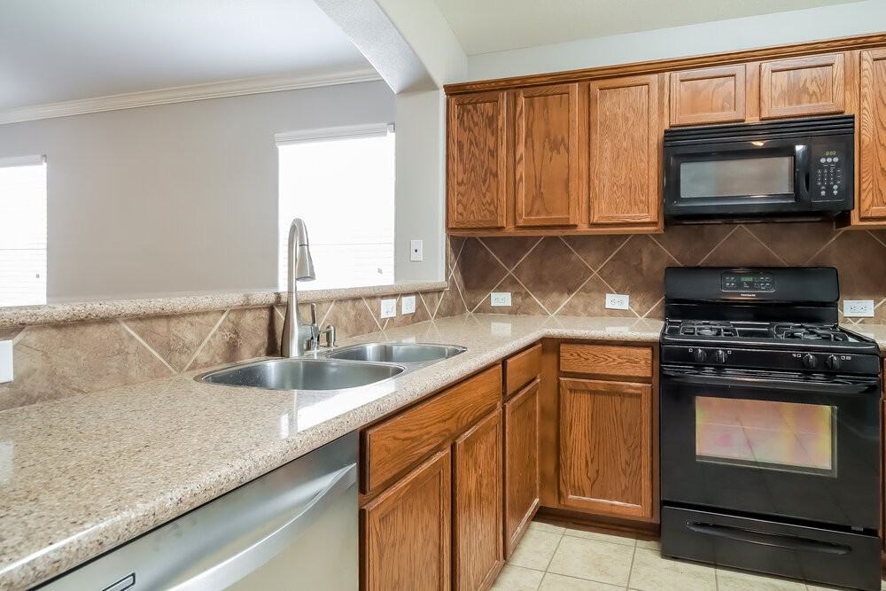 26614 Marble Falls Bnd - Photo 5 of 16