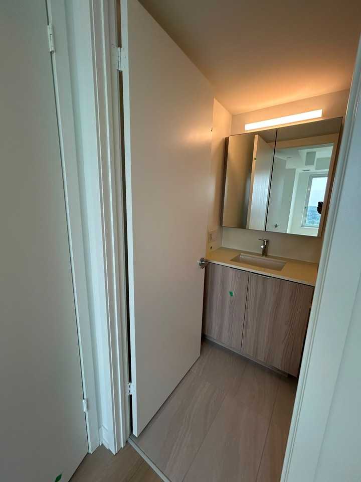 15 David Salomon Drive - Photo 2 of 23