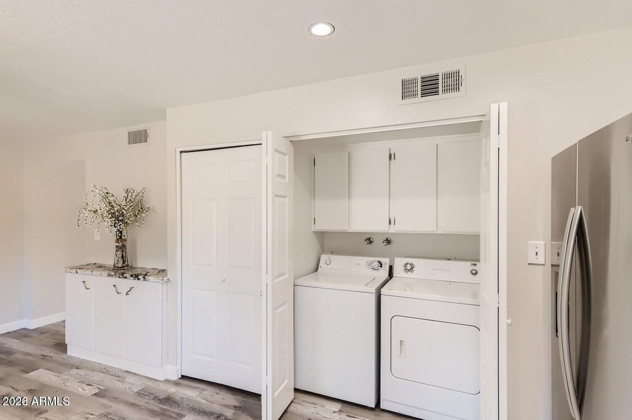 8434 E Montebello Ave - Photo 4 of 20