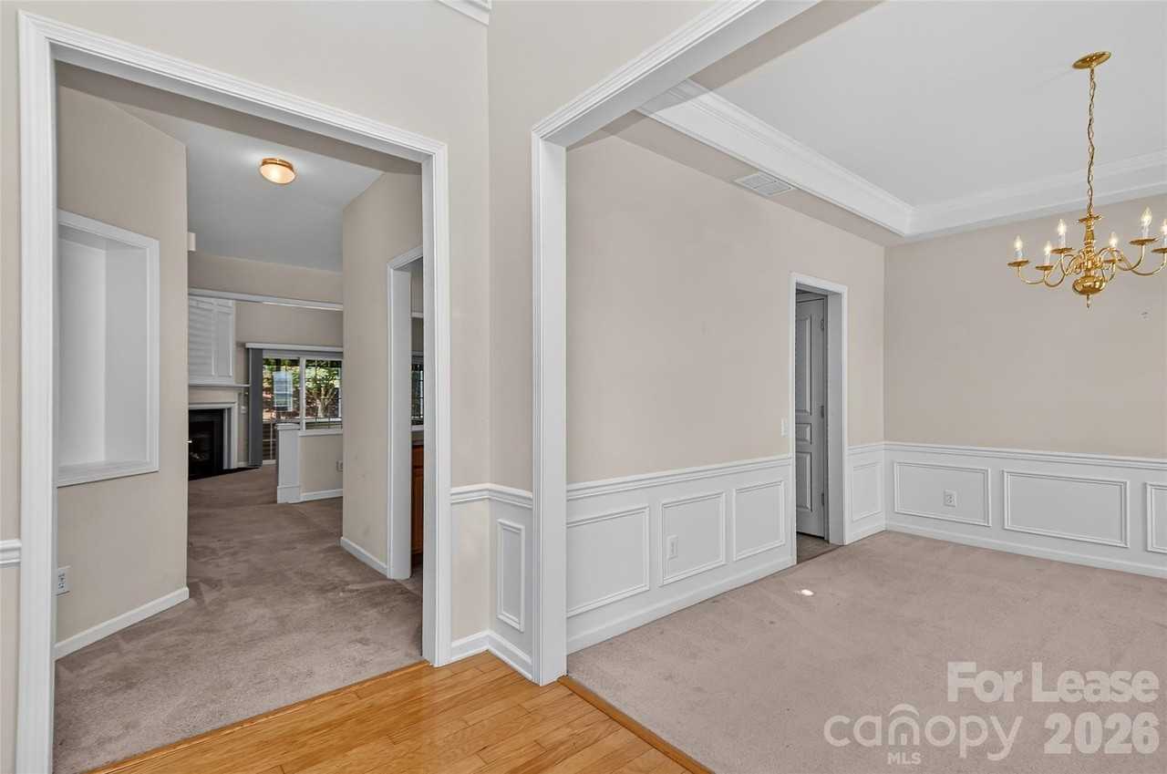 8932 Elrose Pl - Photo 4 of 41