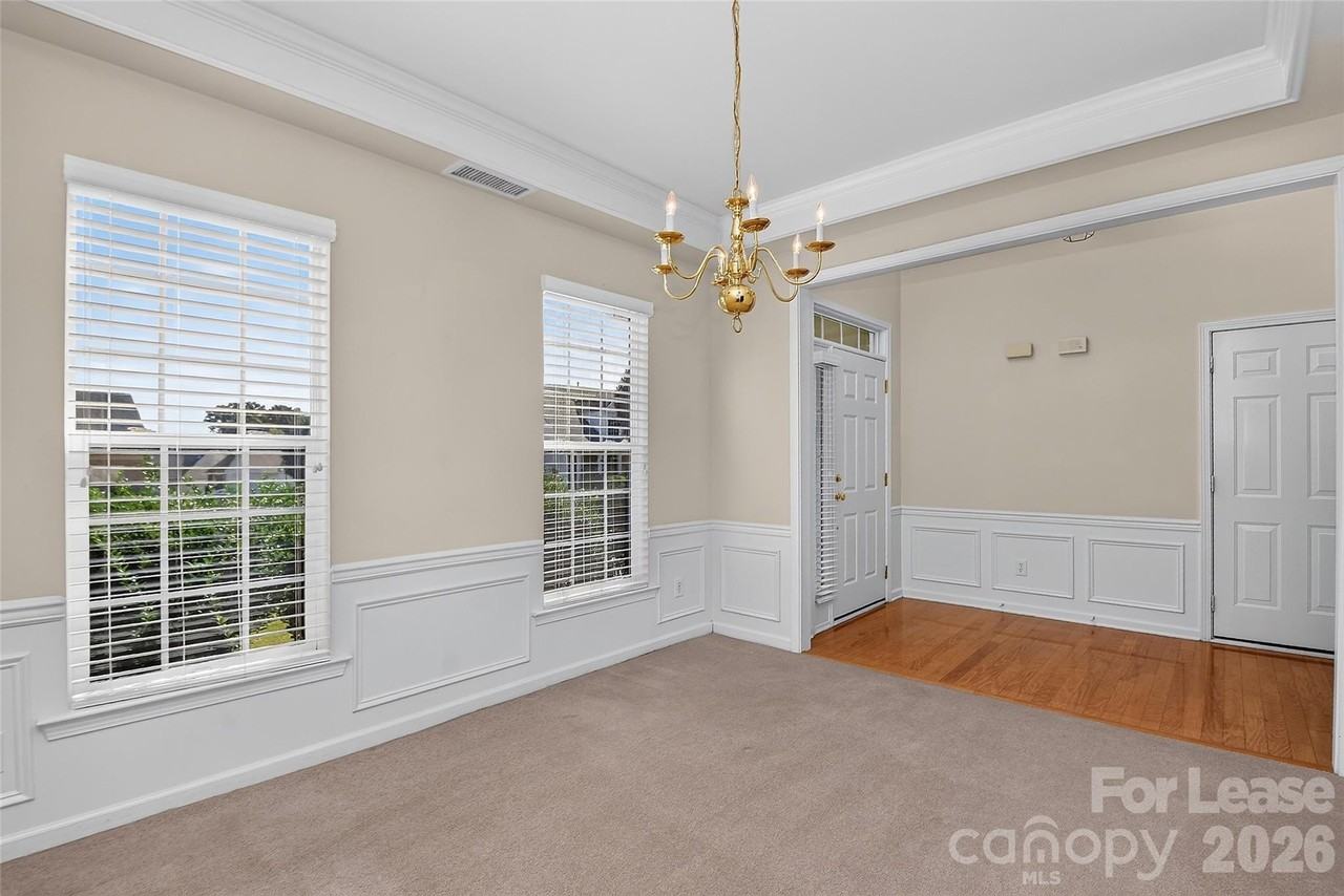 8932 Elrose Pl - Photo 7 of 41