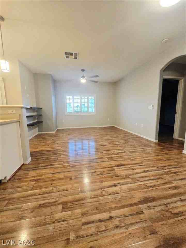 4028 Smokey Fog Ave #1 - Photo 6 of 23