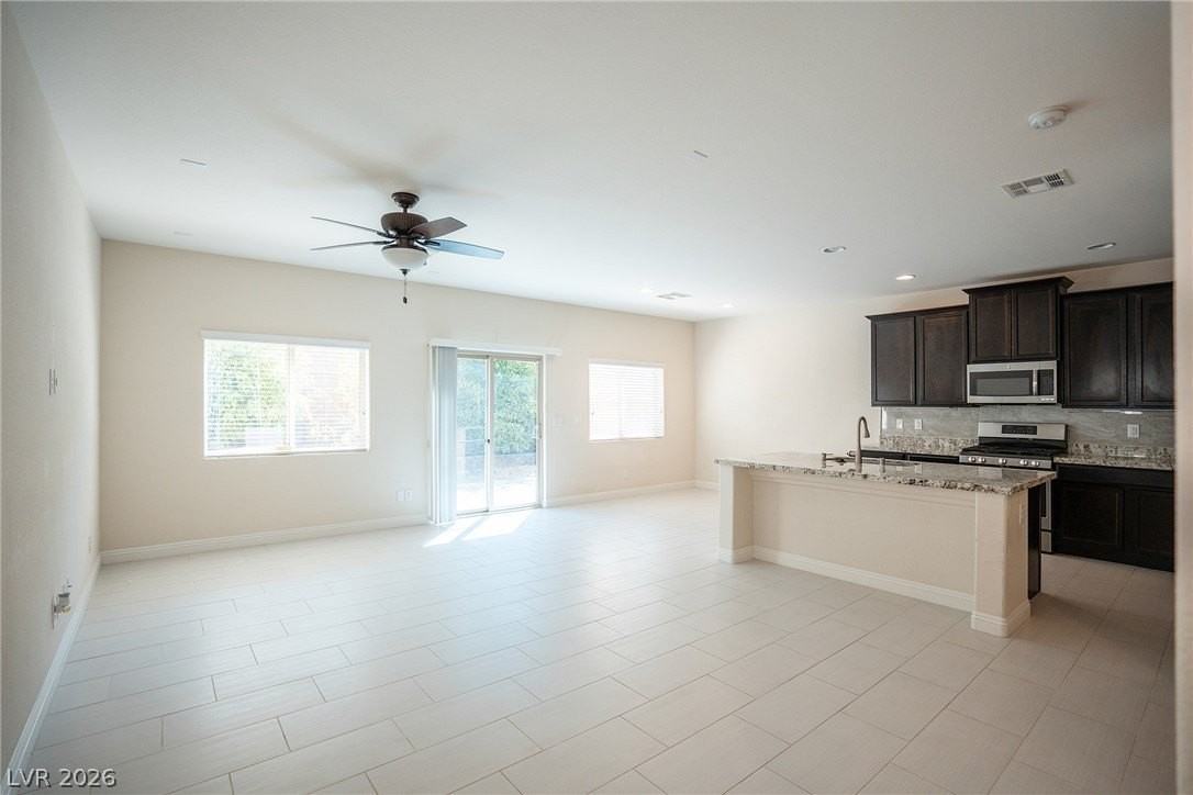 9419 Sparkling Wing Ct - Photo 4 of 30